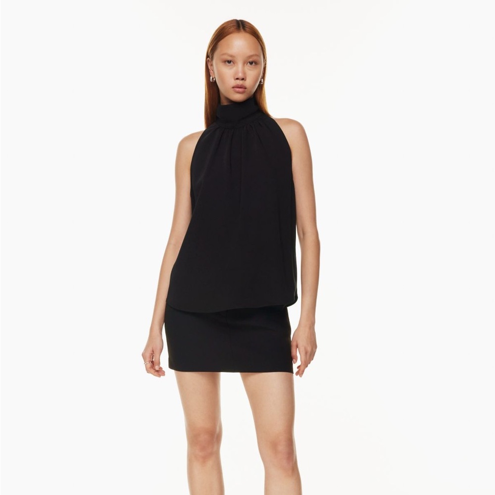 Aritzia Babaton Vitae Blouse NWT Size M